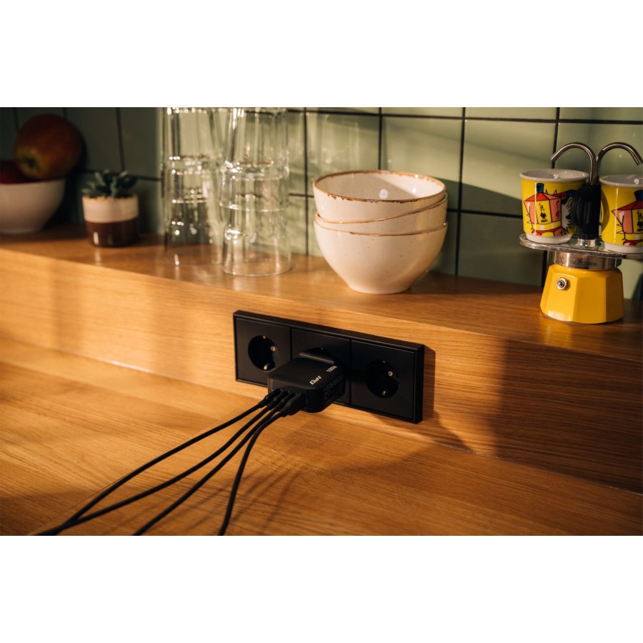 Verbatim Mini GaN Charger 100W 3xUSB-C PD, 1xUSB-A QC 3.0 32231 #11