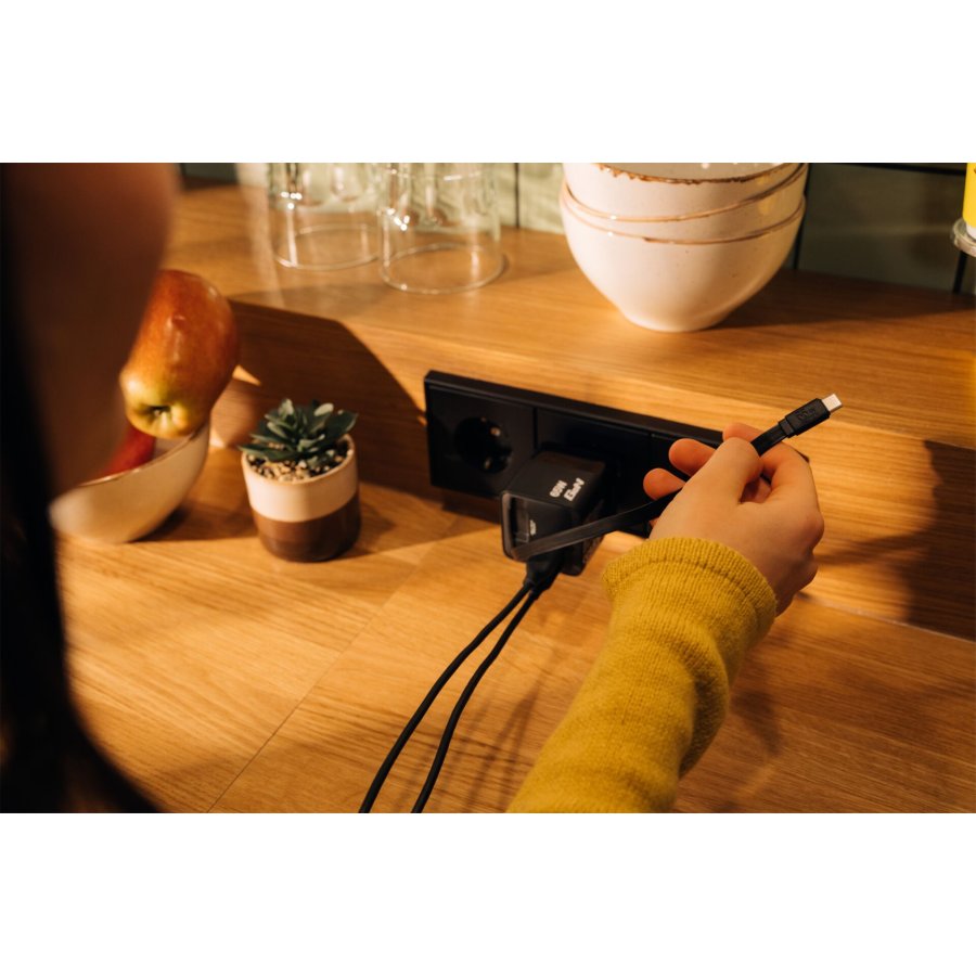 Verbatim Gan Charger 65W 2xUSB-C PD,1xUSB-A, retrac. Cable  32217 #14