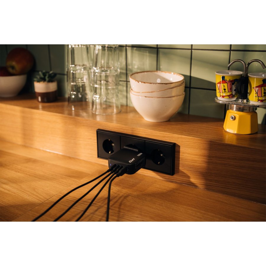 Verbatim Mini GaN Charger 165W 3xUSB-C 1xUSB-A US/EU/UK A.32216 #13