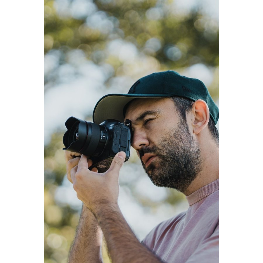 Samyang AF 2,0/12       Canon RF #8