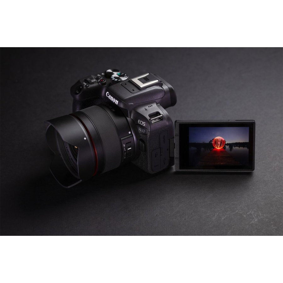 Samyang AF 2,0/12       Canon RF #10