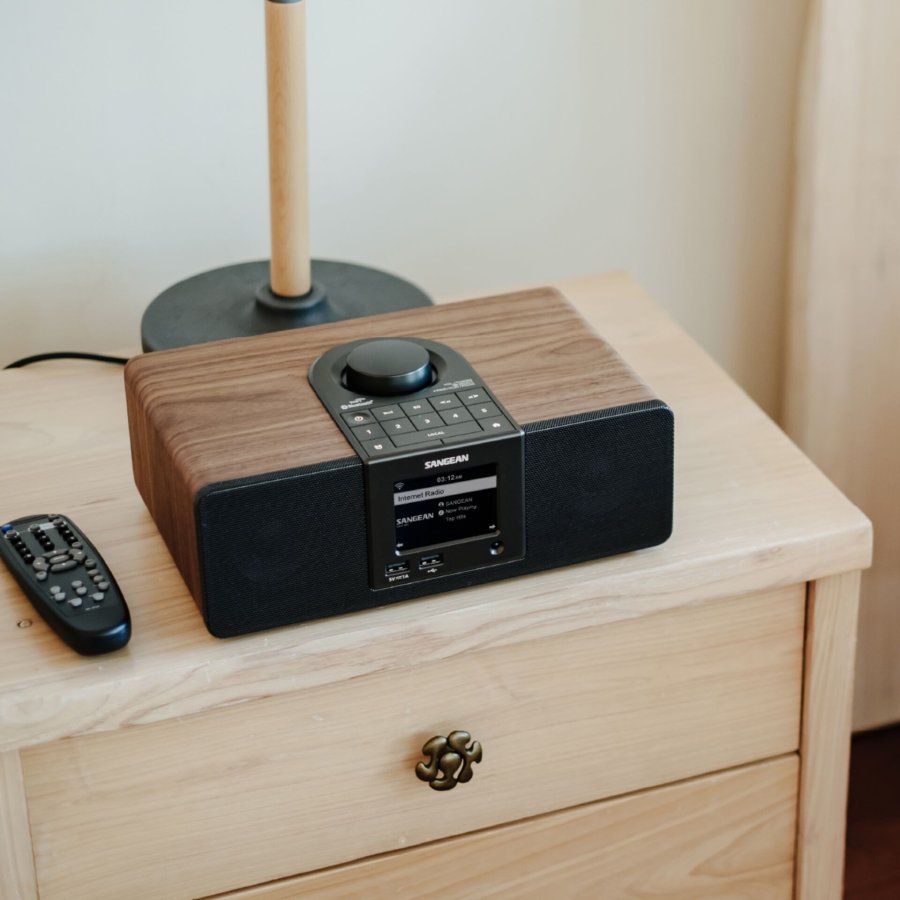 Sangean WFR-32 Walnut #6