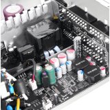 Thermaltake Toughpower GT Snow 750W Netzteil #6