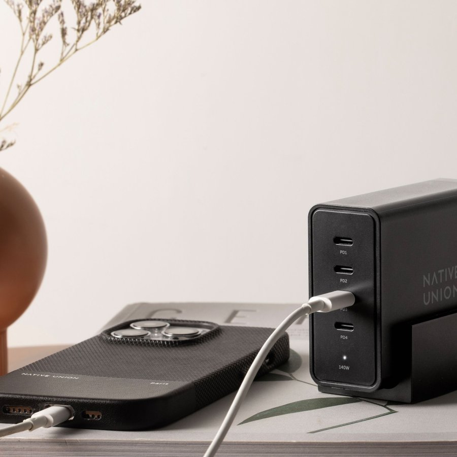 Native Union 140W Type-C PD GaN Fast Desktop Charger Black #7