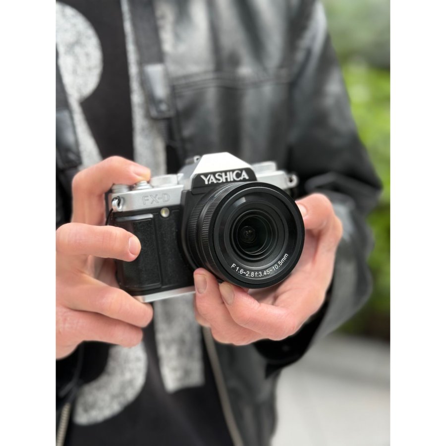 Yashica FX-D 100 #16