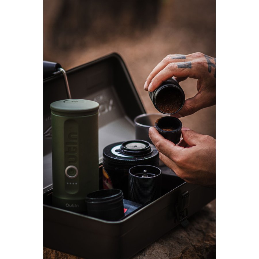 OutIn Nano Espressomaschine Grün Travel Kit #9