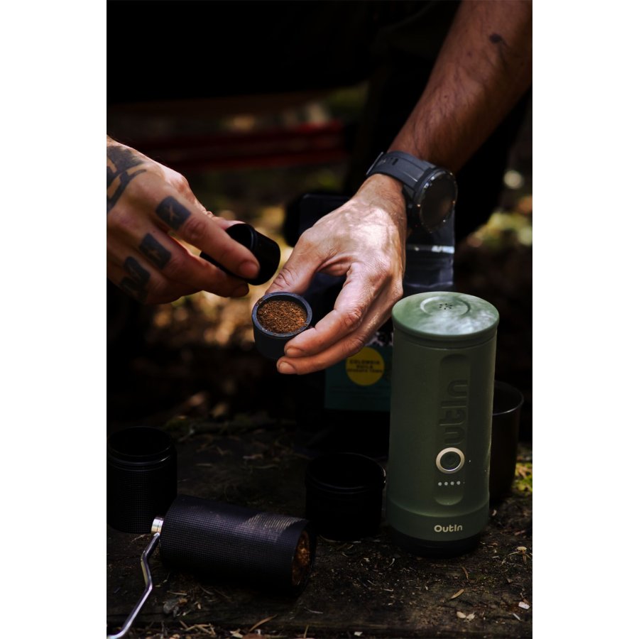 OutIn Nano Espressomaschine Grün Travel Kit #10