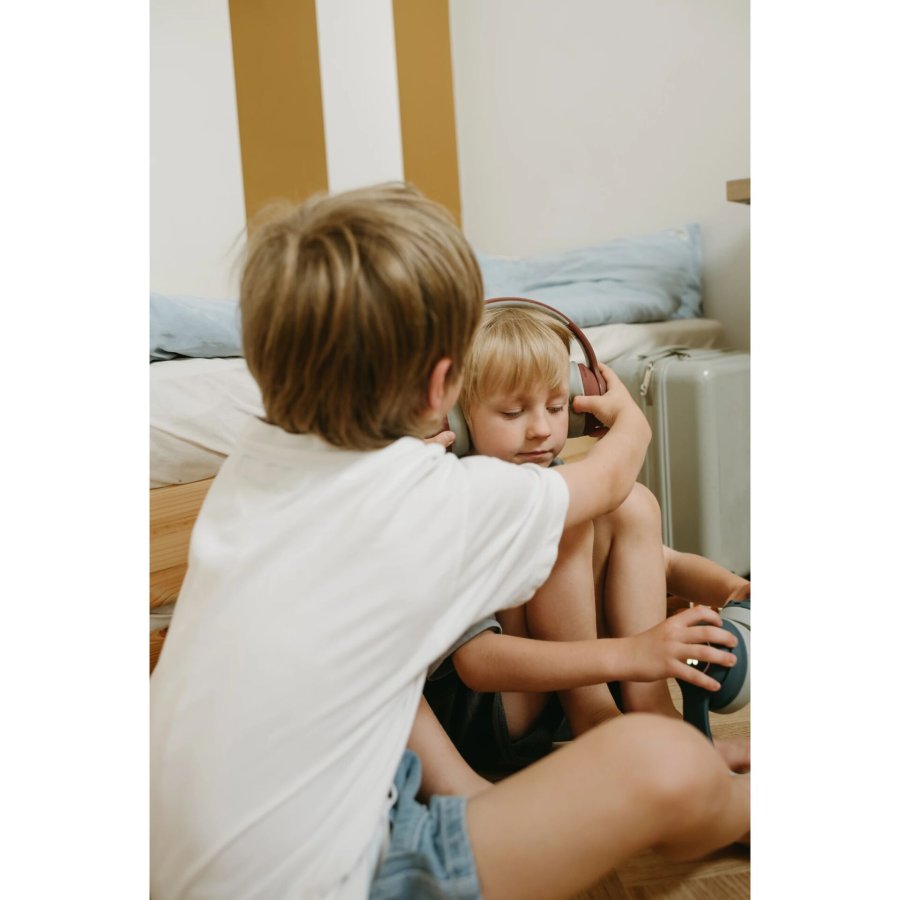 Kidywolf Headphones Bluetooth red #4