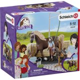Schleich Horse Club    42438 Washing Area with Emily & Luna #5