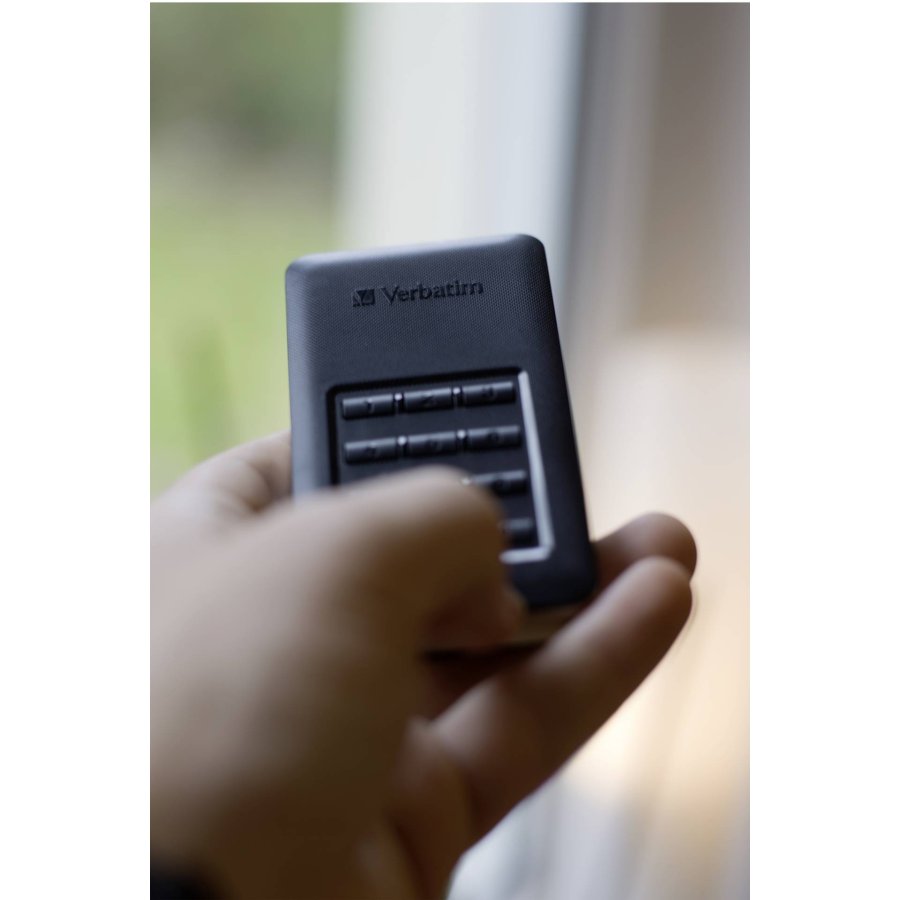 Verbatim Store n Go SSD    256GB Secure Portable USB 3.1    53402 #9