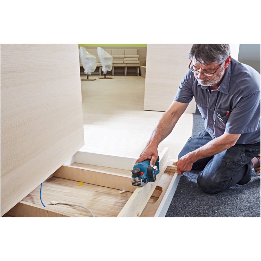 Bosch GHO 12V-20 Cordless Planer #7