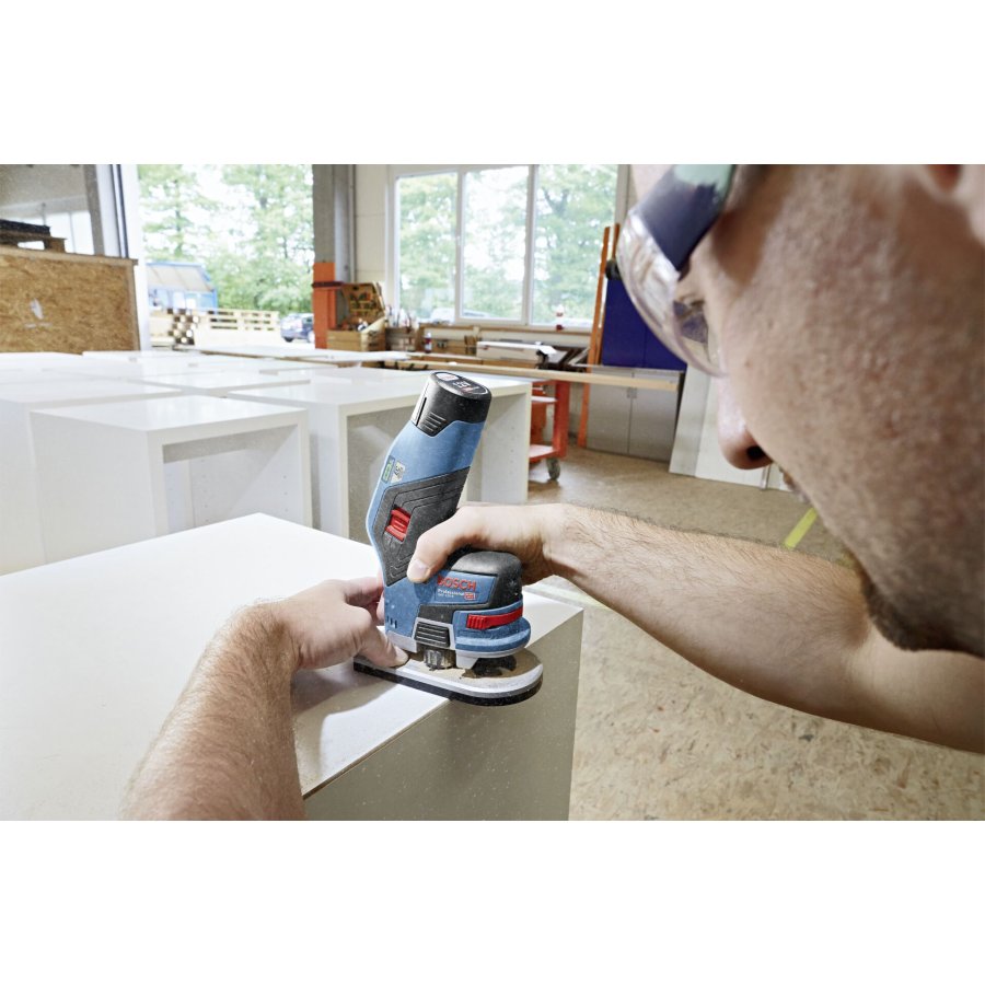 Bosch GKF 12V-8 Cordless Router #3