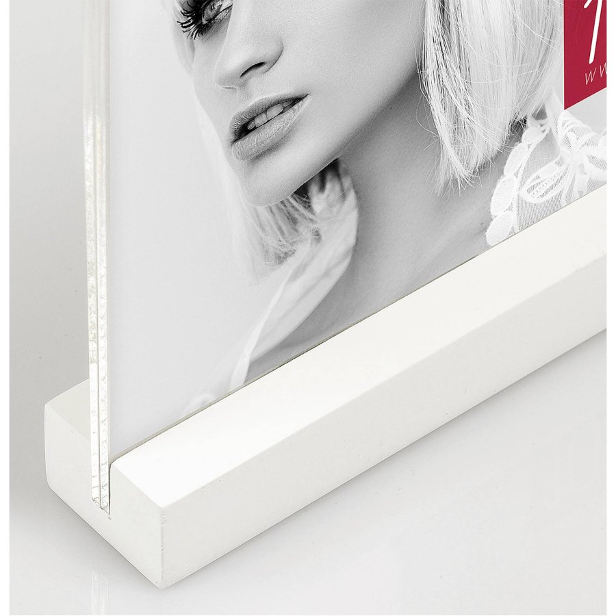 ZEP Dresda White           13x18 Acrylic w. wooden Base    AQ657W #2