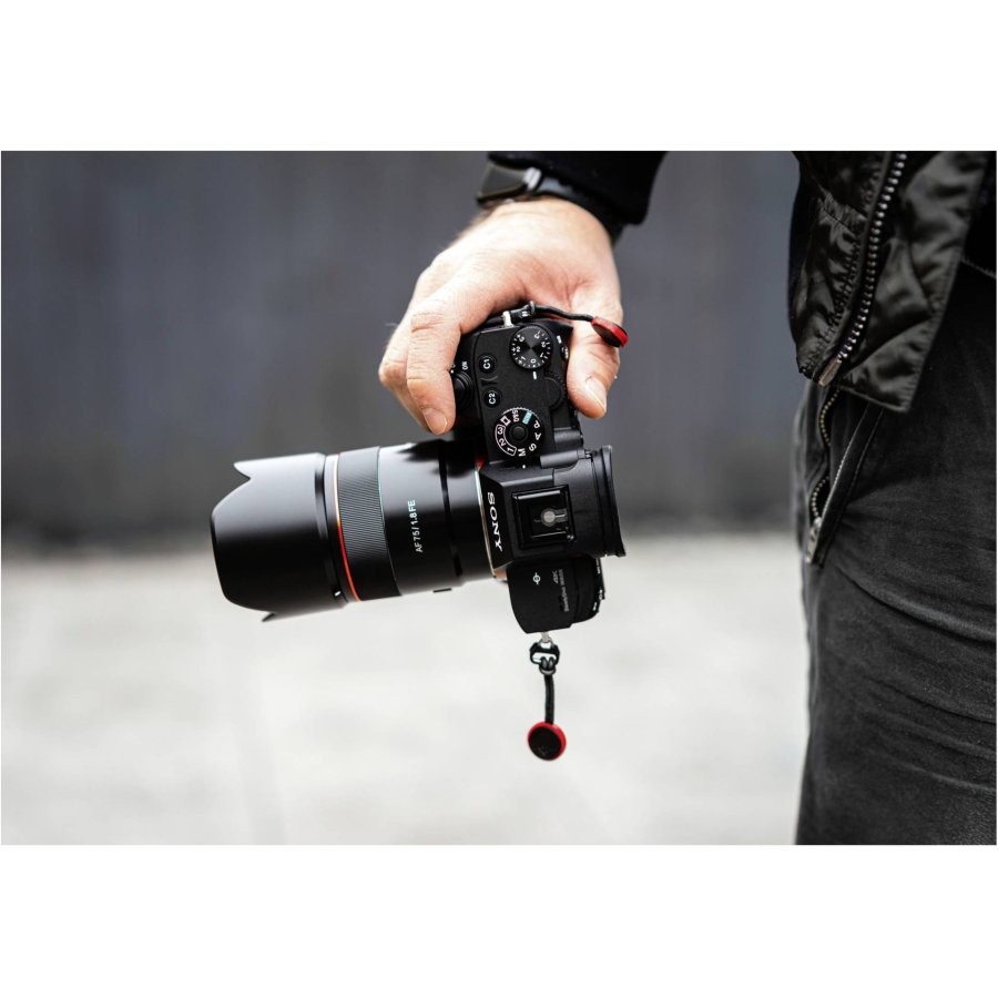 Samyang AF 1,8/75 FE      Sony E #9
