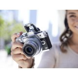 Olympus OM-D E-M10 Mark IV Kit + 14-42 Pancake Zoom silver #9