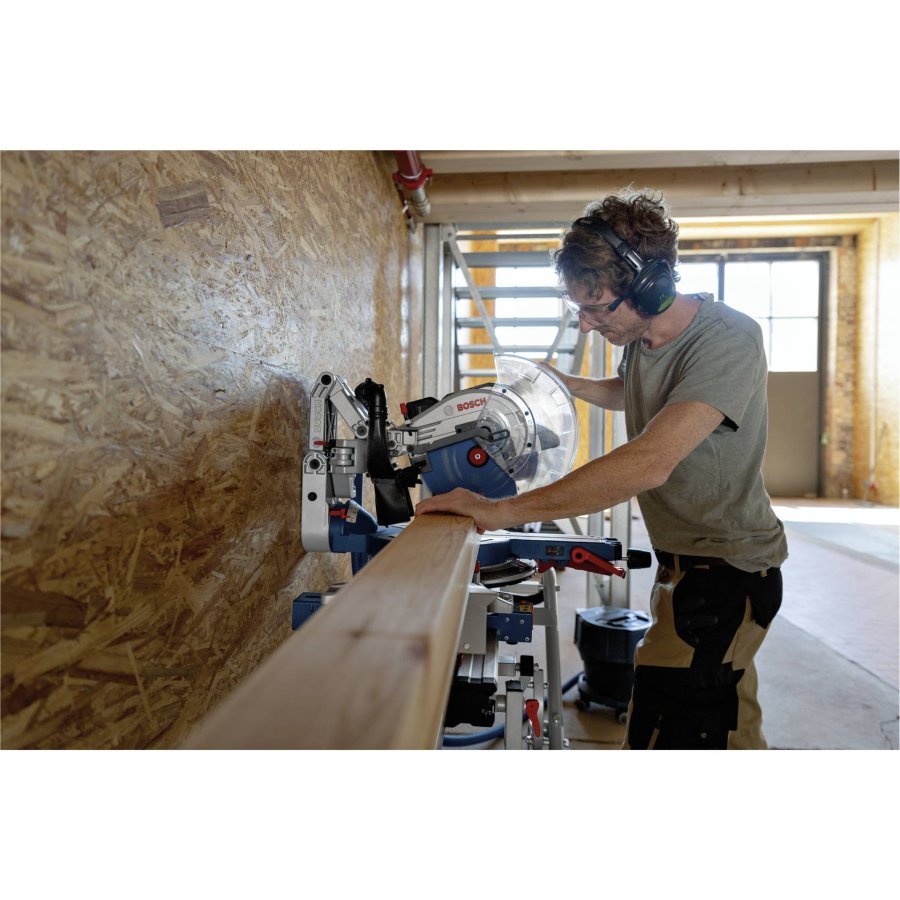 Bosch GCM 18V-305 C Cordless chop and mitre saw #5