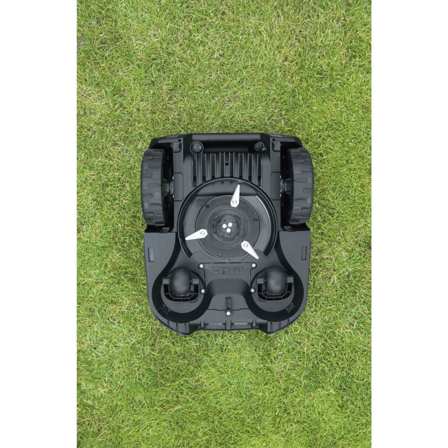 Bosch Indego M 700 robotic lawn mower #9