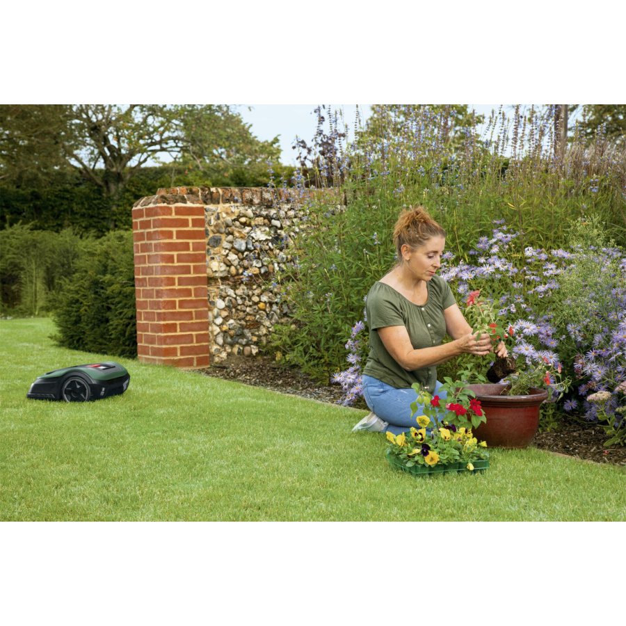 Bosch Indego M 700 robotic lawn mower #12
