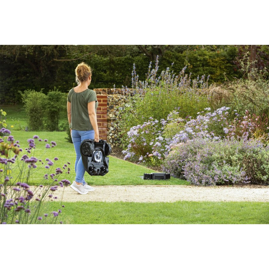 Bosch Indego M+ 700 robotic lawn mower #12