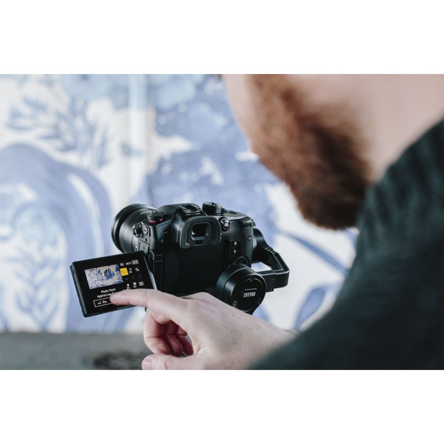 Panasonic Lumix GH5 II Kit with Leica ES 2,8-4,0/12-60 OIS #7
