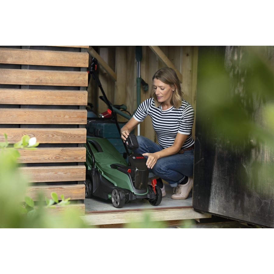 Bosch City Mower 18V-32 cordless lawn mower #17