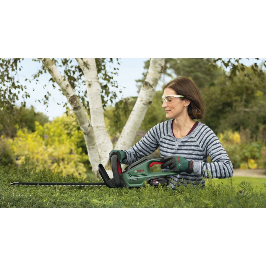 Bosch UniversalHedgeCut 18-50 Cordless Hedgecutter #14