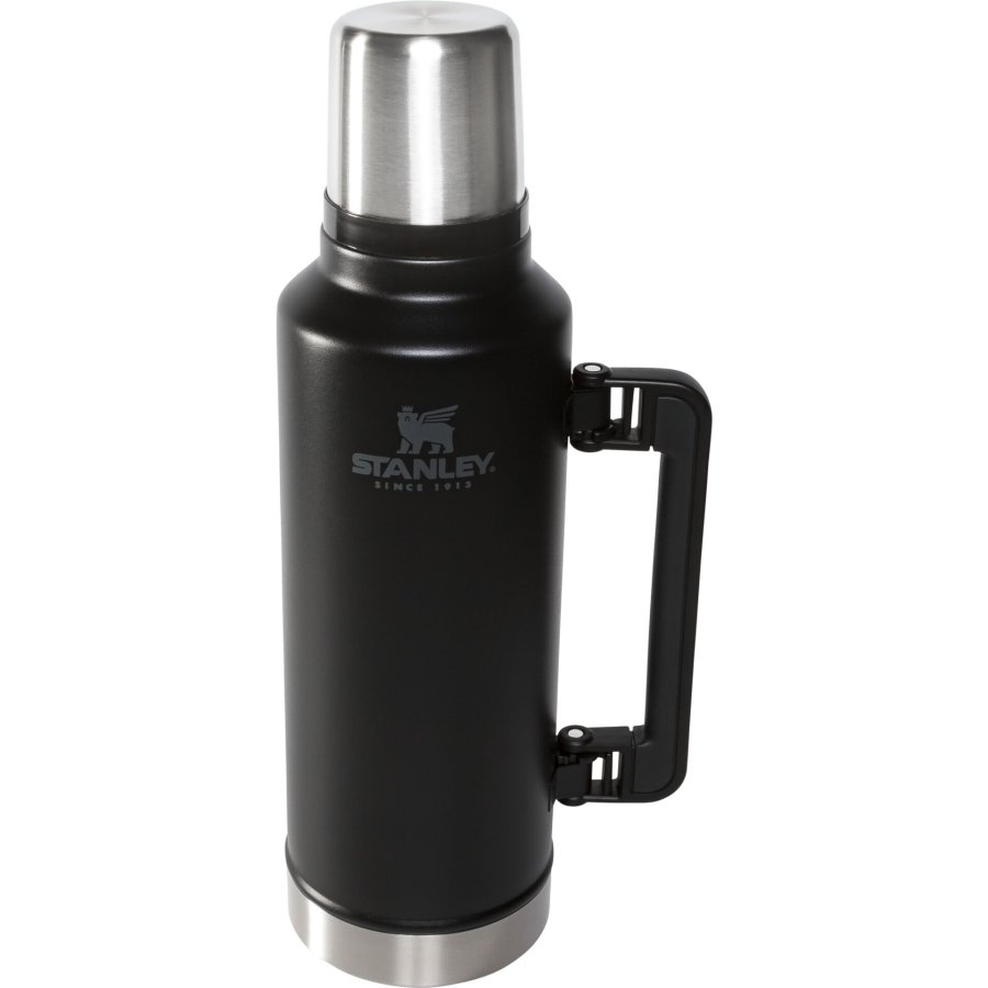 Stanley Classic Bottle XL 1,9 L Matte Black Pebble #1