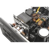Thermaltake Toughpower PF1 1050W 80+ Platinum Modular #18