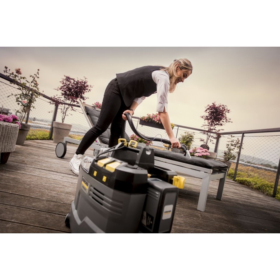 Kärcher Puzzi 9/1 Bp Adv Spray Extraction Cleaner #11