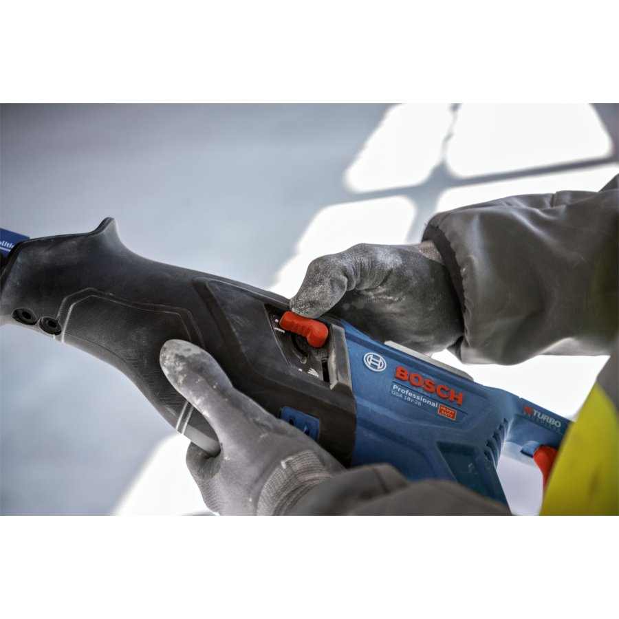 Bosch GSA 18V-28 Cordless Saber Saw #3