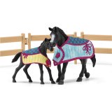 Schleich Horse Club     42611 Horse Box with Mare and Foal #3