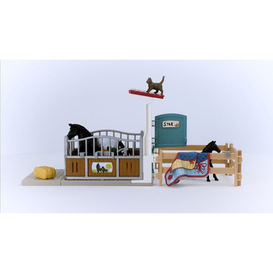 Schleich Horse Club     42611 Horse Box with Mare and Foal #8