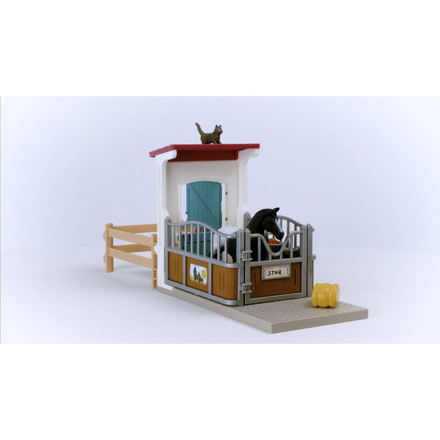 Schleich Horse Club     42611 Horse Box with Mare and Foal #13