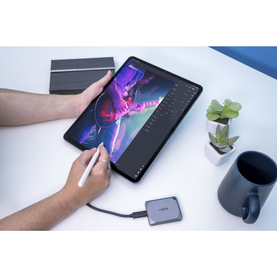 Crucial X9 Pro               2TB Portable SSD USB 3.2 Type-C #15