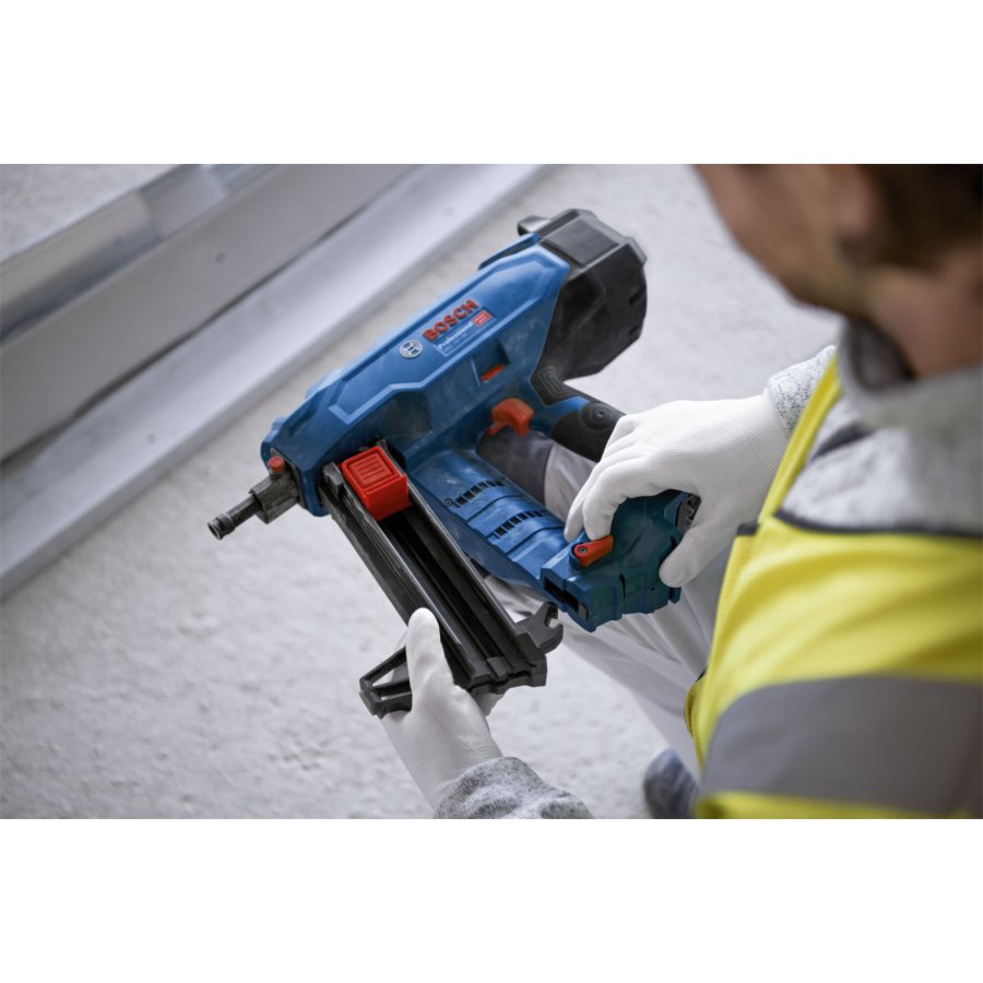 Bosch GNB 18V-38 Cordless Concrete Nailer #2