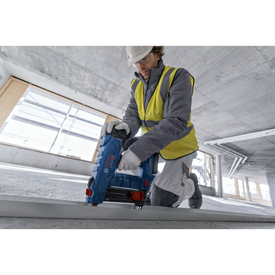 Bosch GNB 18V-38 Cordless Concrete Nailer #4