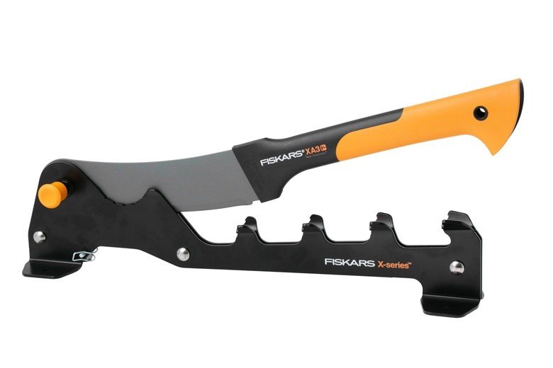 KINDLING MAKER WALL-MOUNTED FISKARS #1