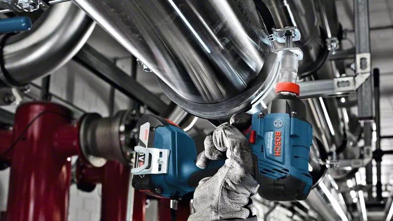 BOSCH IMPACT WRENCH 18V 1/2