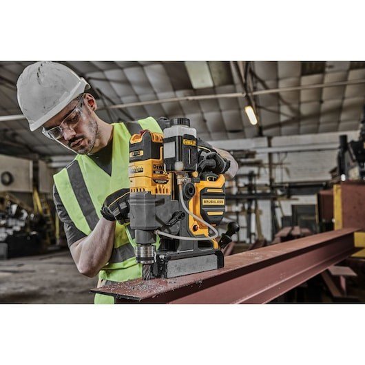 DeWALT DCD1623N-XJ bor Gul #7