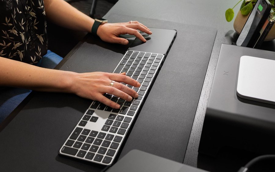Twelve South DeskPad vegan desk mat (black) #6