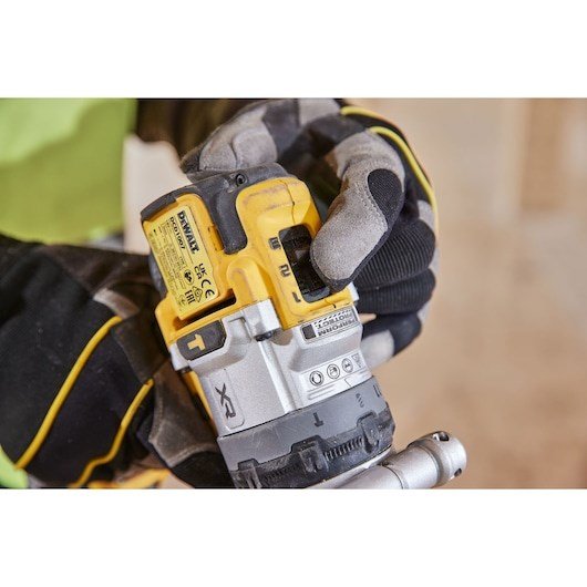 18V XR Drill-Driver, 2x5Ah #15