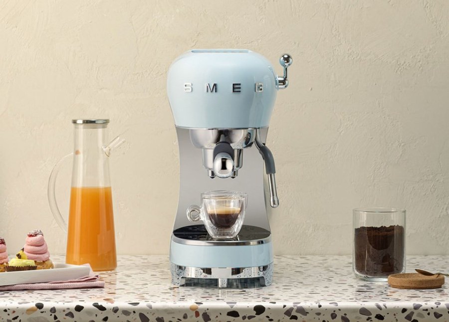 Hurtig manuel kaffemaskine Smeg ECF02PBEU Bl 1,1 L #26