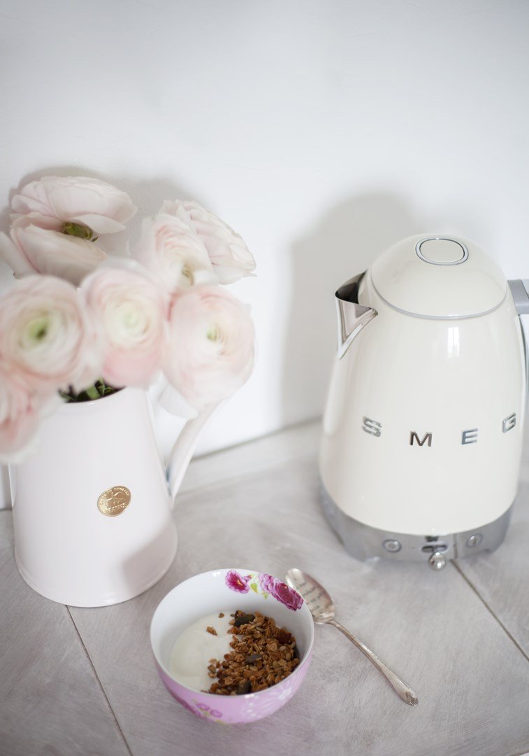 Smeg 50's Style Elkedler KLF04CREU Creme #13