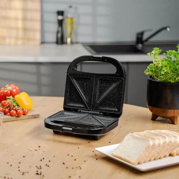 Zelmer Sandwich Toaster ZSM7710 750 Watt Sort Slv #4