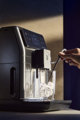 WMF Perfection CP813D Fuld-auto Espressomaskine 3 L #21