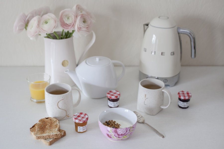 Smeg 50's Style Elkedler KLF04CREU Creme #5