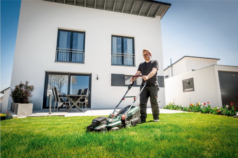 Metabo RM 36-18 LTX BL 36 Cordless Lawn Mower  solo #7
