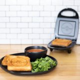 Uncanny Brands Pok�mon Pok� Ball sandwichtoaster Sort, R�d, Hvid #7