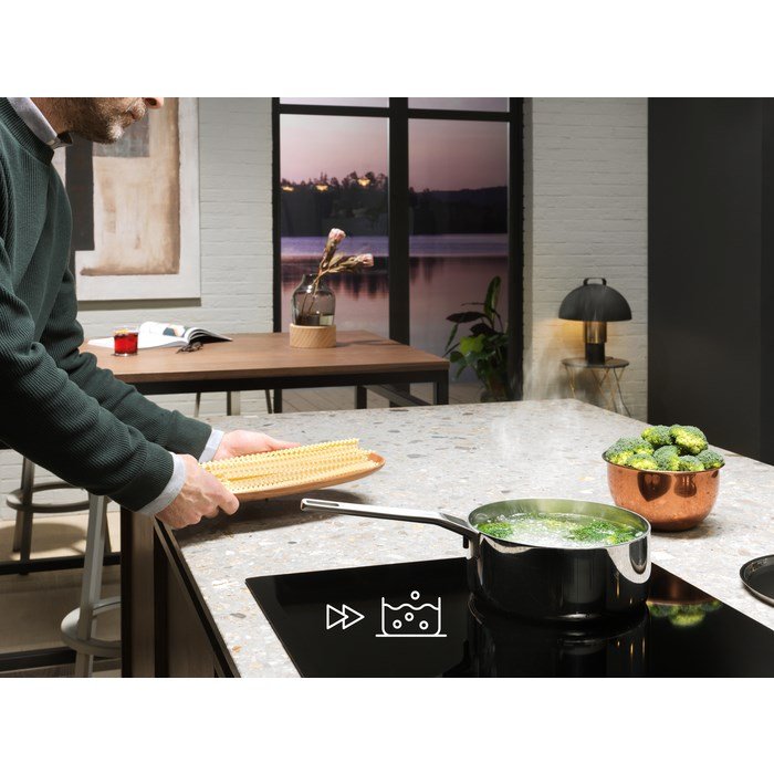 Electrolux LIL61434C Sort Indbygget 59 cm Zone induktionskogeplade 4 zone(s) #6