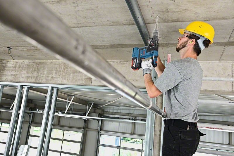 Bosch GBH 18V-26 F Cordless Combi Drill #3